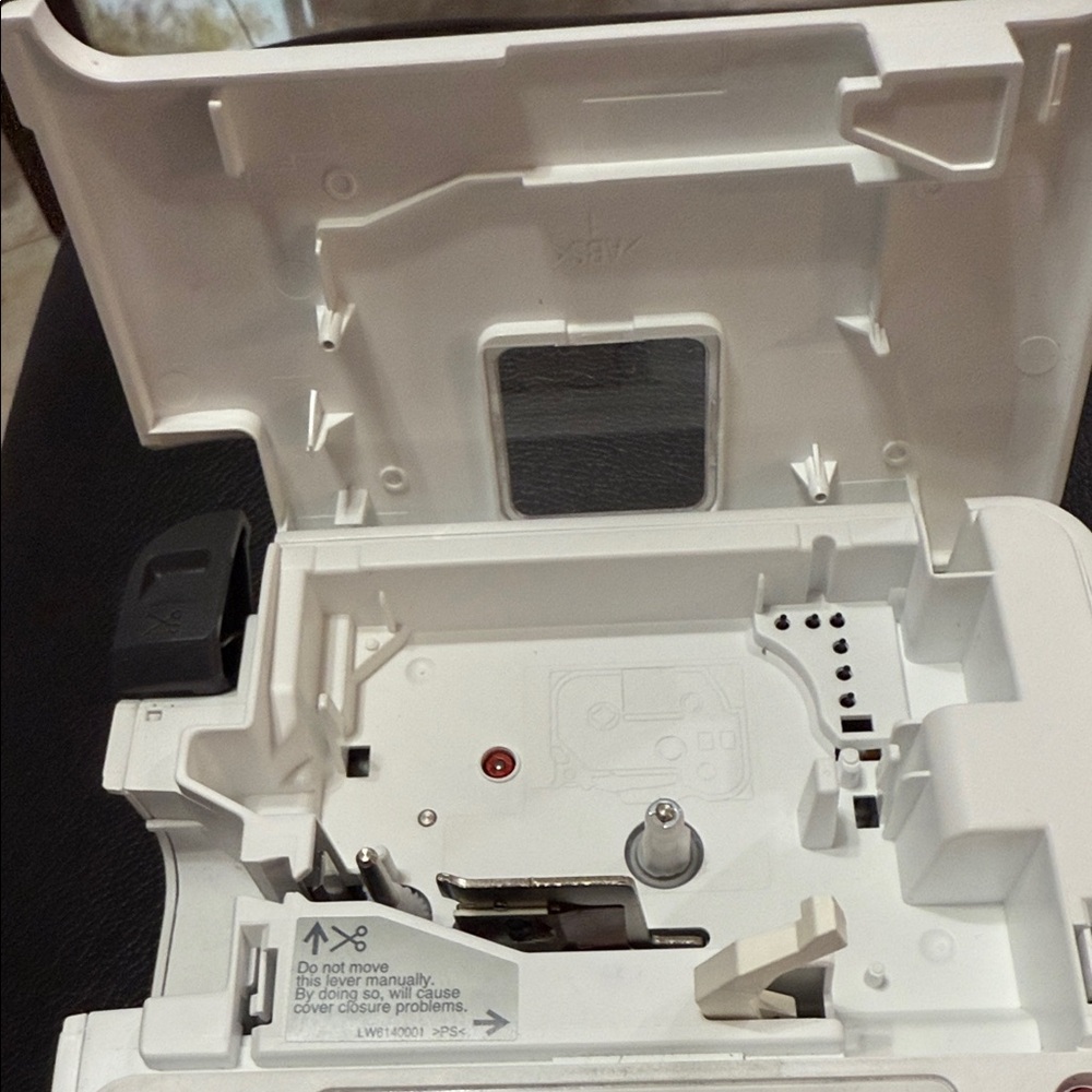Brother P-touch White Label Printer - Picture 4 of 4